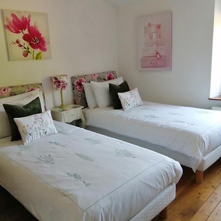 Le Grand Chemin De La Vie Bed & Breakfast Montcaret Exterior photo